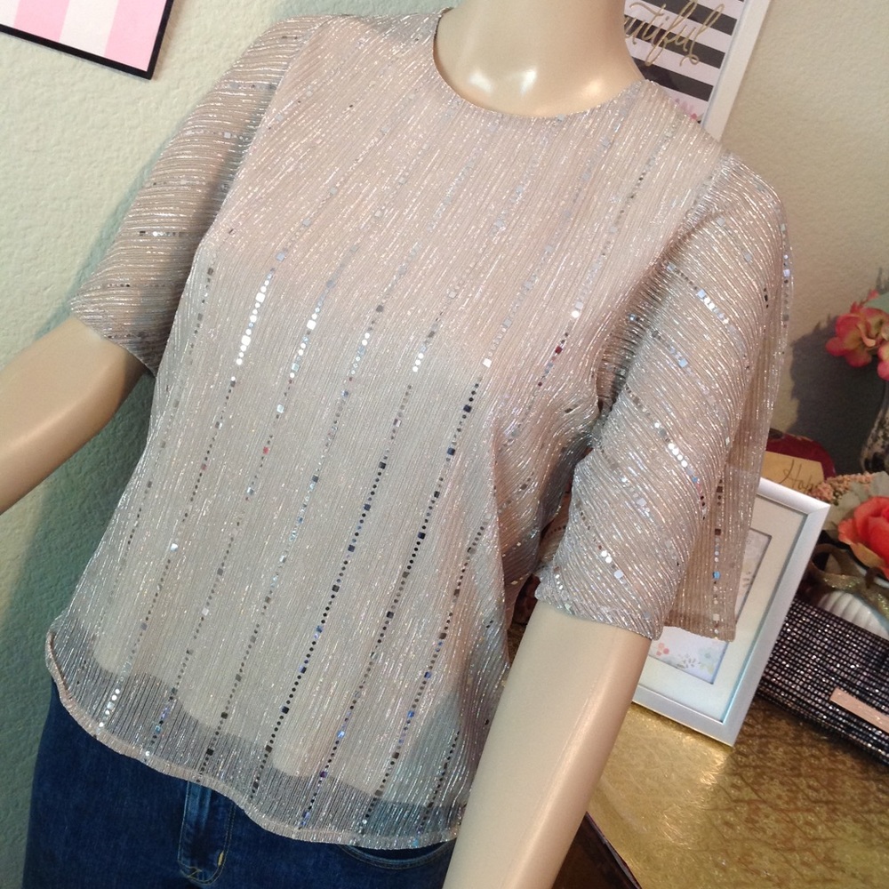 Tan lace layered top with silver sequins D129